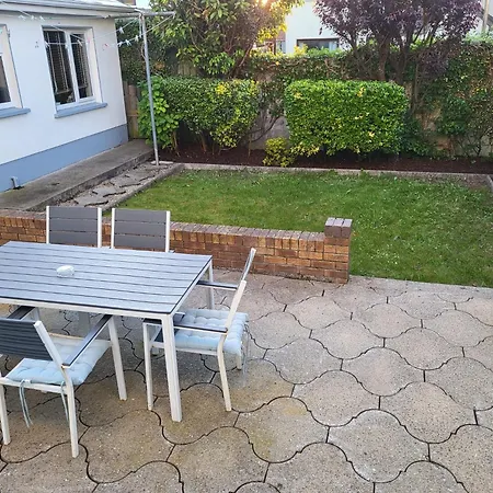 Avalon House-3